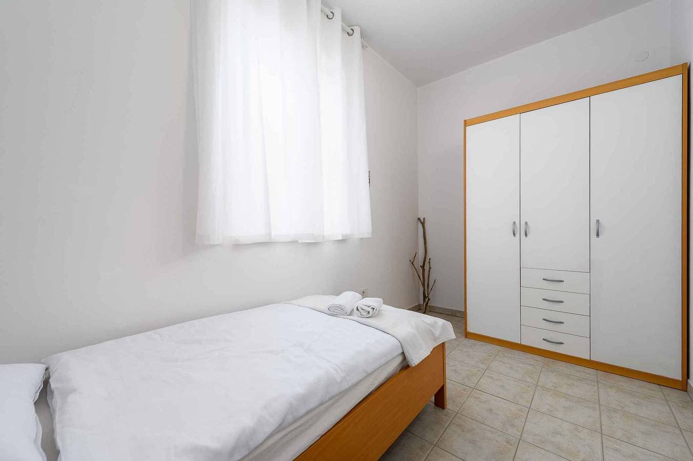 Foto 12 von 28: Ferienwohnung mit Klimaanlage und Internet