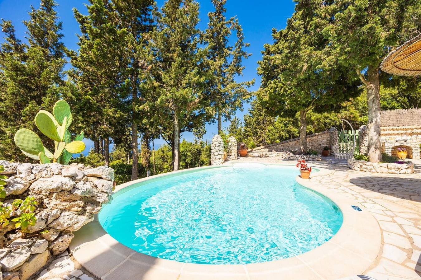 Foto 8 von 24: Villa für 2 Personen mit Garten