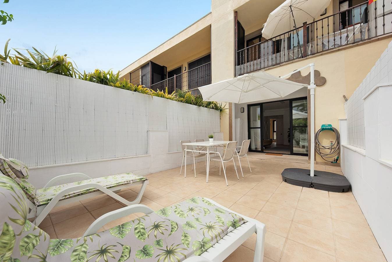 Foto 4 von 31: Ferienwohnung "Puerto Hills" mit Bergblick, Gemeinschaftspool und WLAN