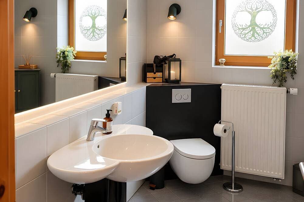 Foto 5 von 27: Apartment „Auszeit an den Externsteinen“ mit Pool, Terrasse & WLAN