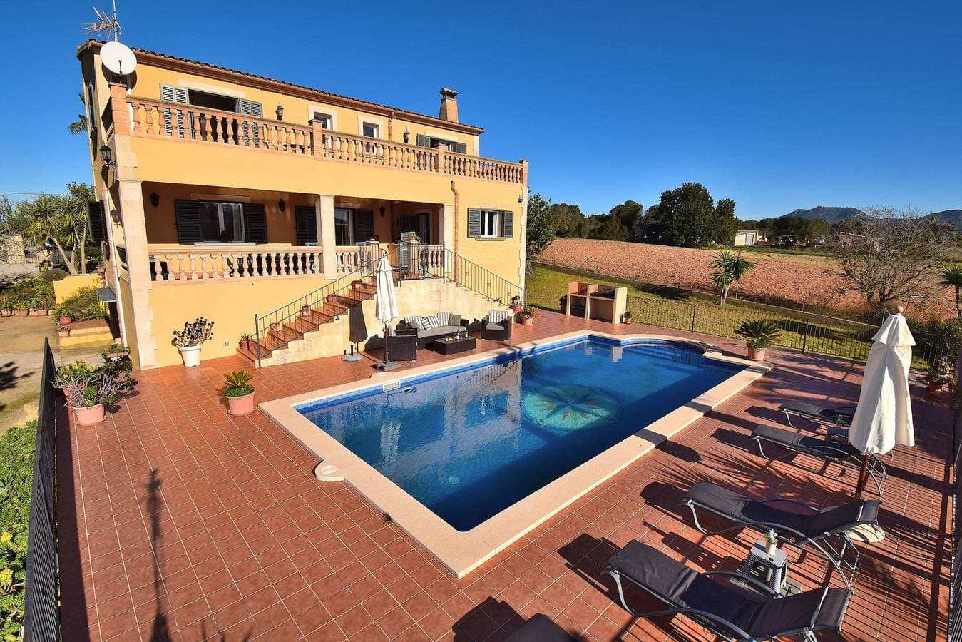 176 Villa Can Claret Gran Et/3690 by Mallorca Char 1