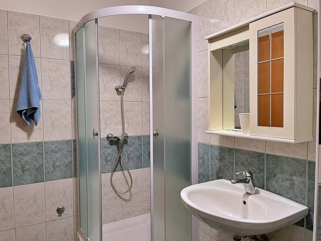 Foto 13 von 29: Apartment Neptun - 20 m vom Meer entfernt, Dachgeschoss, privater Parkplatz
