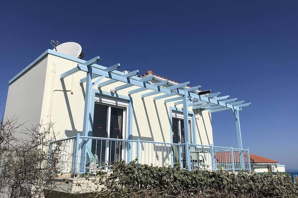 Foto 6 von 30: Atemberaubende Berge, Meerblick mit Pool Wifi in der Nähe von Geschäften und Angeboten zur Verfügung
