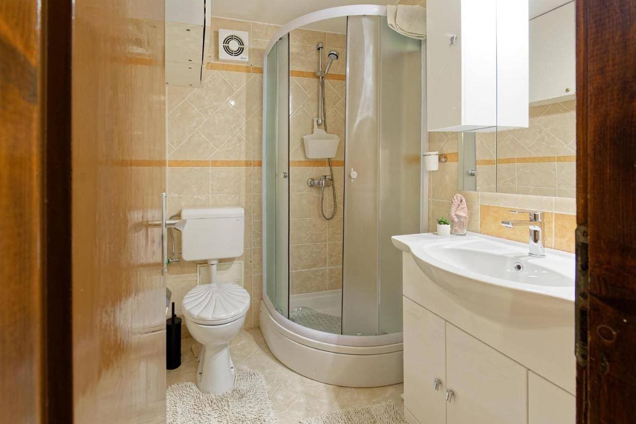 Foto 8 von 17: Two Bedroom Apartment