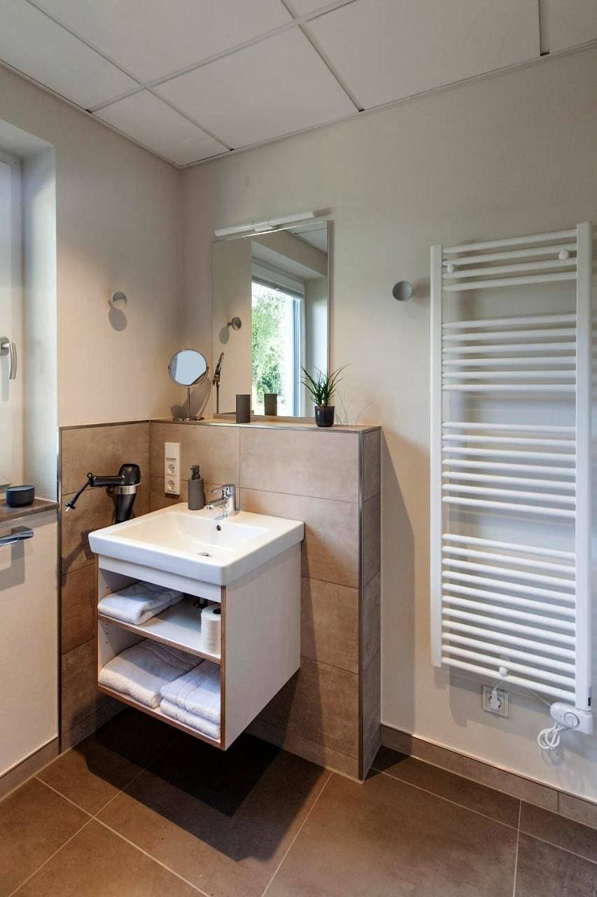 Foto 5 von 12: Double Room with Balcony