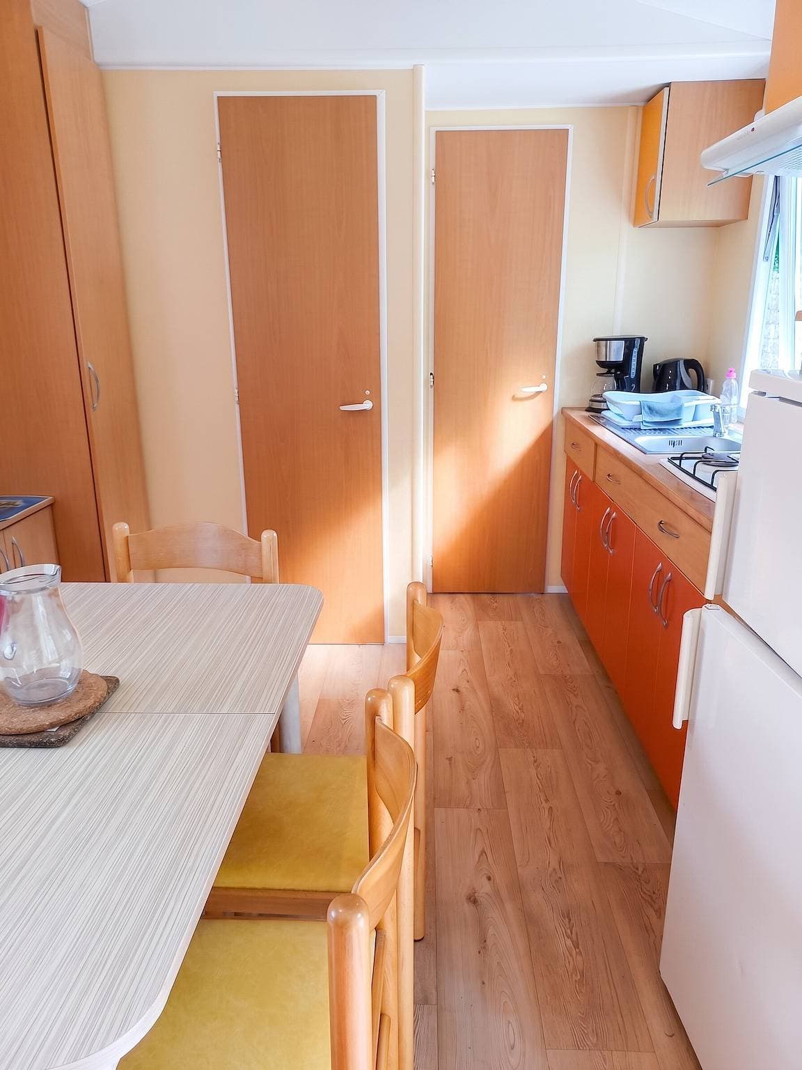 Foto 4 von 14: Charmanter Bungalow in Saint-Pierre-d'Oléron mit Garten