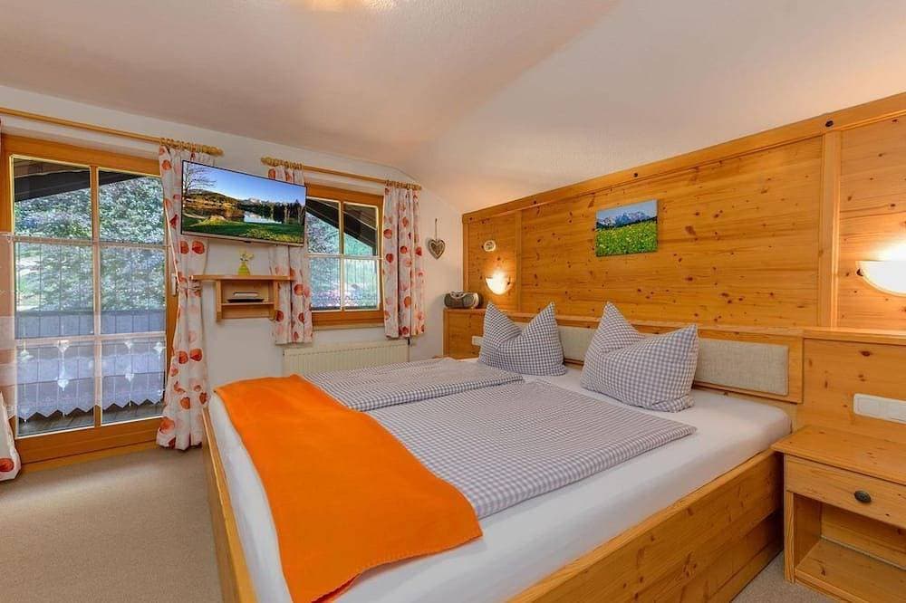 Foto 2 von 19: \"Karwendel\" - Fewo/Wohn-Schlafraum/Dusche, Wc - Alpensonne, Ferienhaus