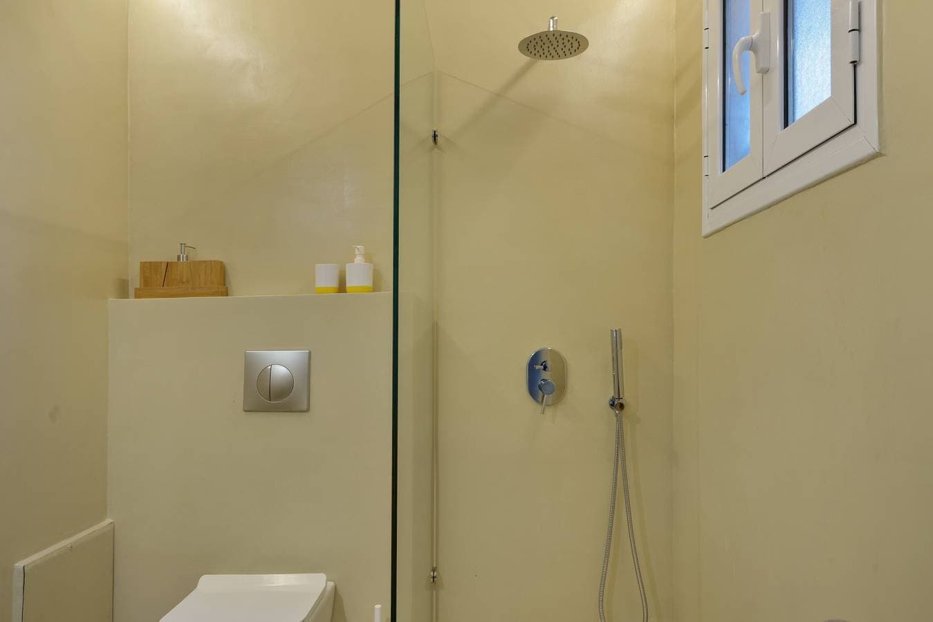 Foto 7 von 40: Ferienhaus 'Beach Family House In Artemida' mit Meerblick, WLAN und Klimaanlage