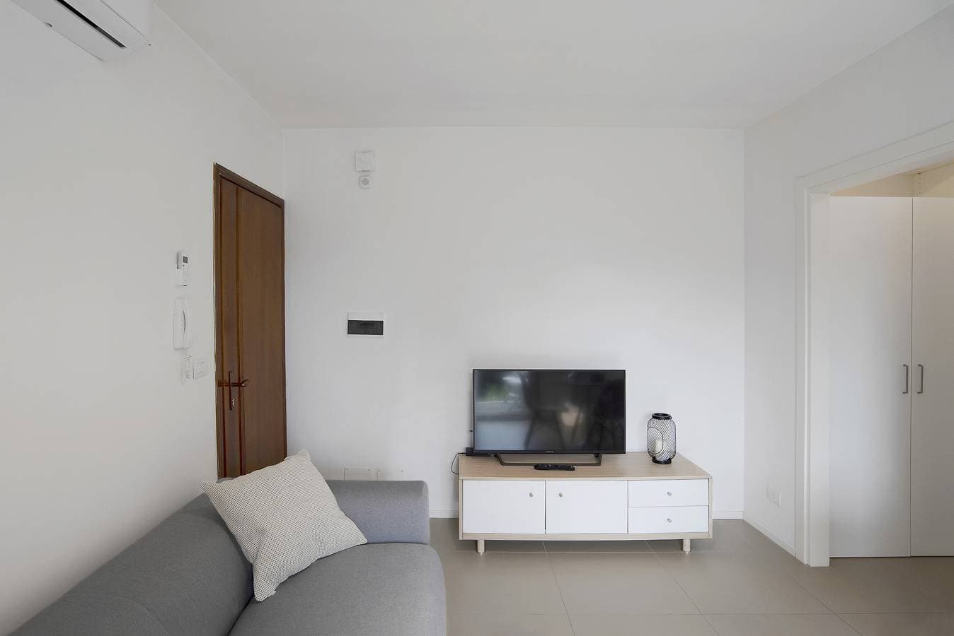 Foto 8 von 26: Ferienwohnung Baseventuno 4 mit WLAN, Klimaanlage, Balkon und Pool