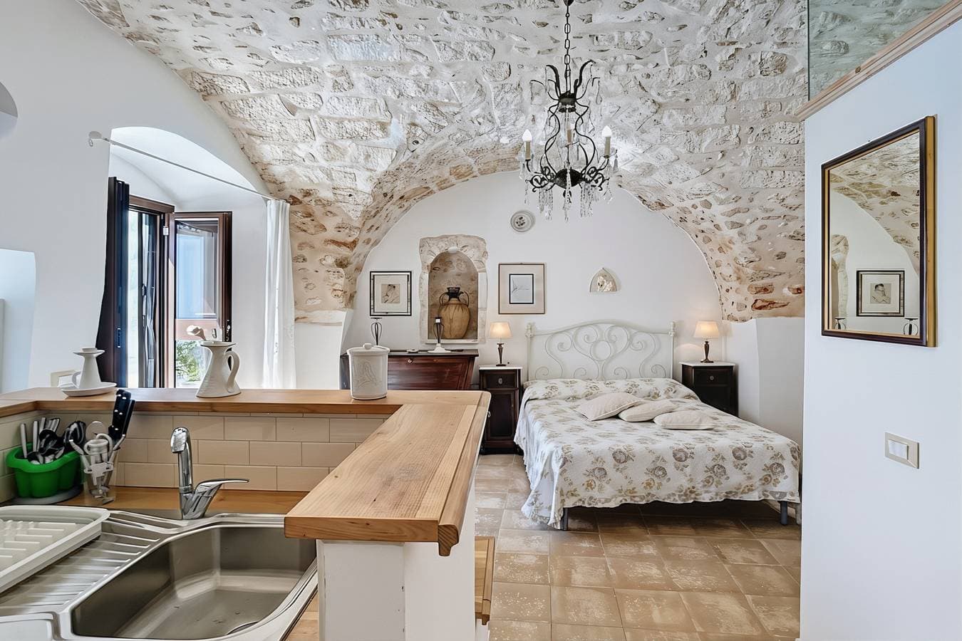 Foto 3 von 21: Studio-Apartment 'Le Antiche Mansioni 1' mit Klimaanlage