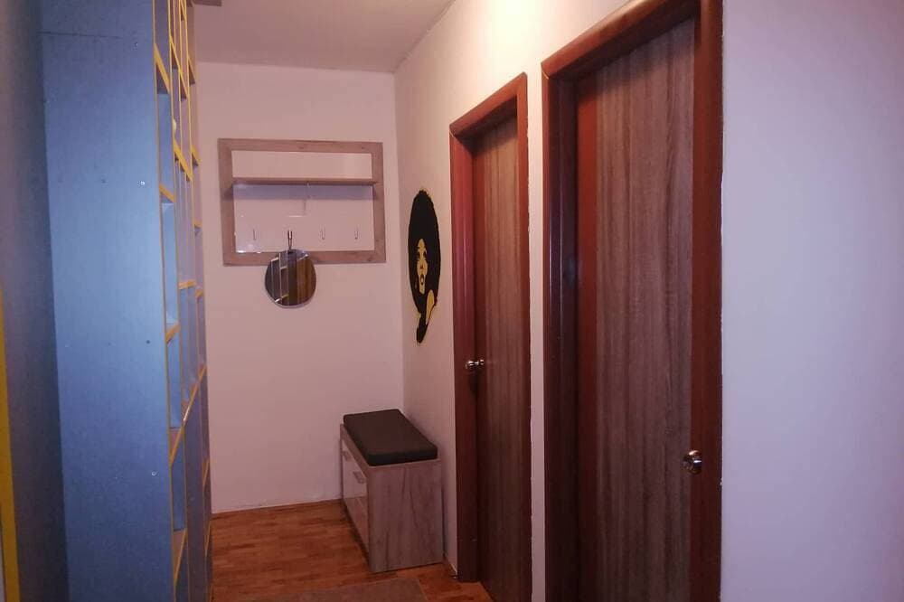 Foto 9 von 14: Yellow Apartment