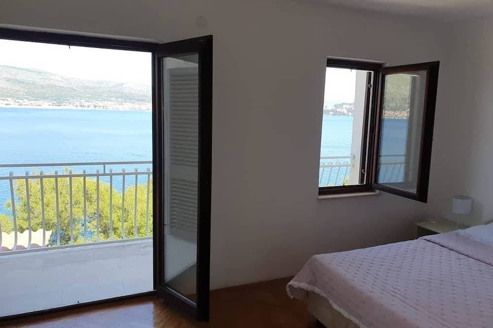 Foto 4 von 21: Haus am Meer mit schönen Terrassen und privatem Strand