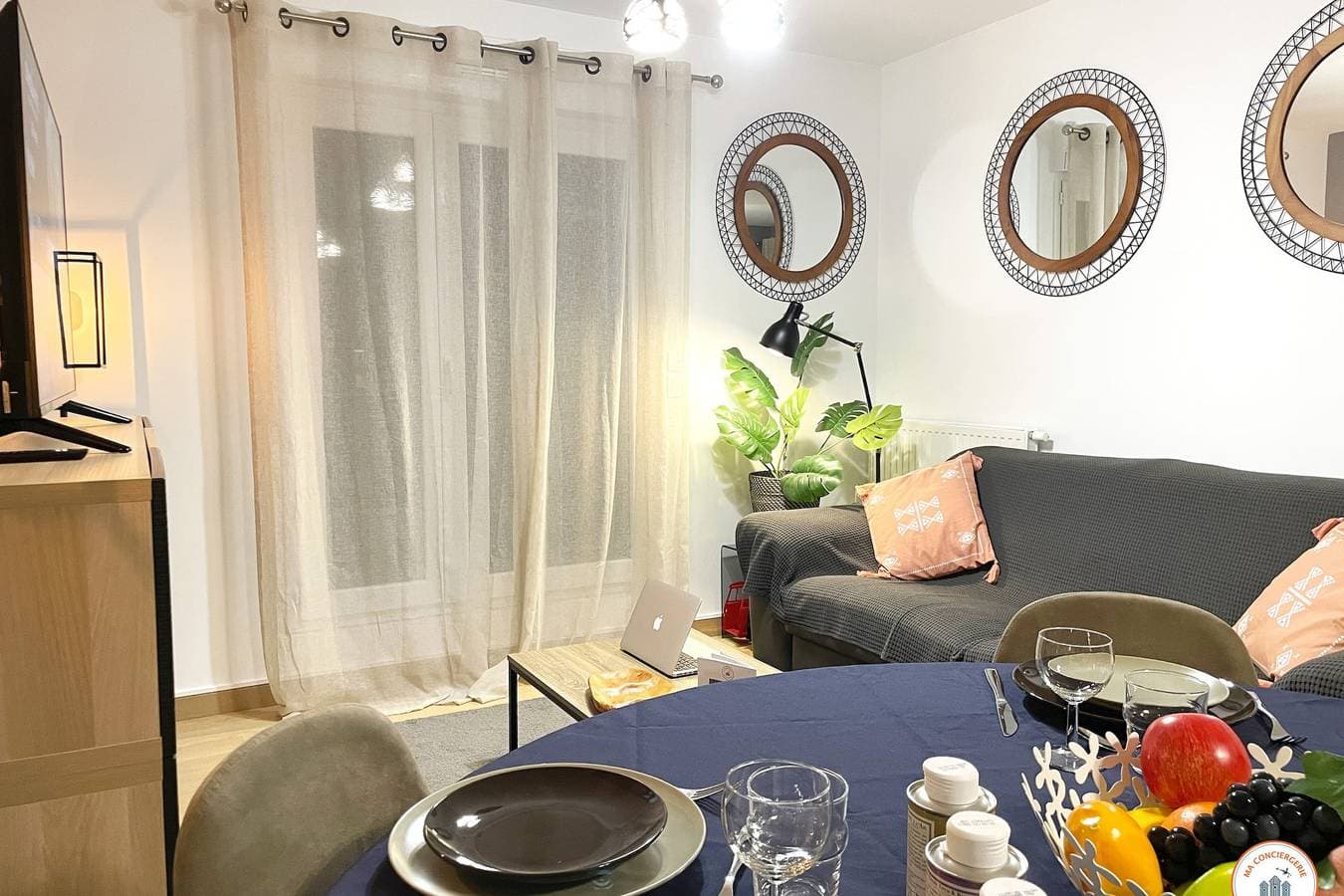 Foto 10 von 31: Ferienwohnung für 4 Personen mit Balkon