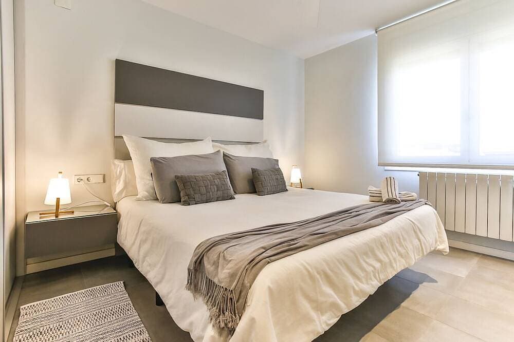 Foto 3 von 30: In Calafell; Magnificent Wohnung In Frontline (Hutt9779) .Free WiFi