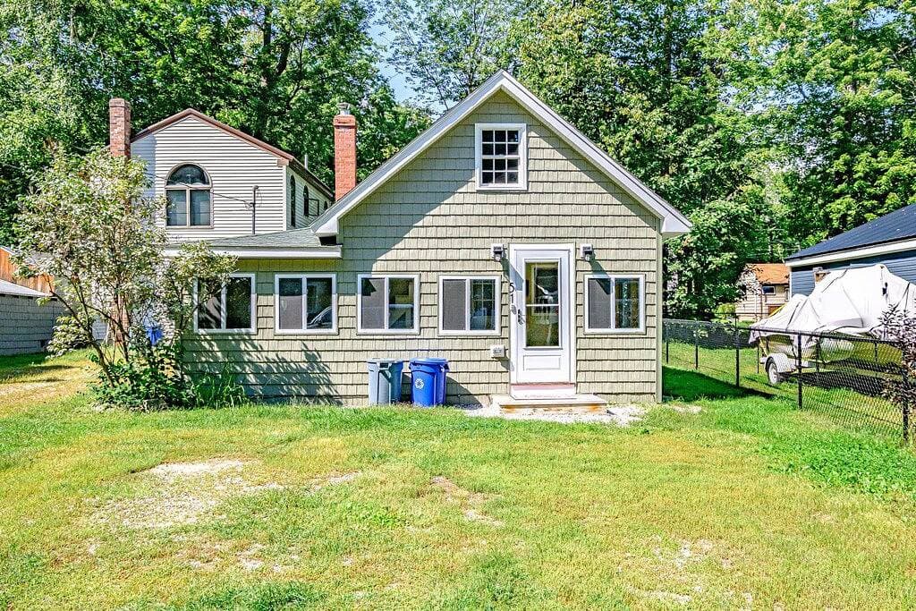 Foto 2 von 28: Sebago Lake Cottage mit Datum verfügbar!  2019 & 2020