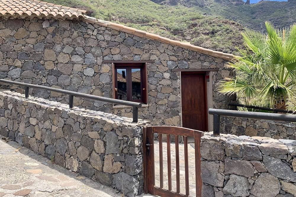 Guergue House 1