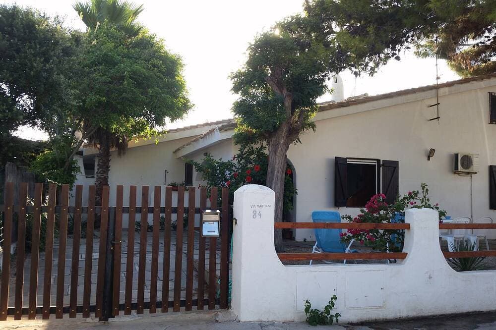 Foto 12 von 30: Köstlich und raffiniert Häuschen am Meer ein paar Schritte entfernt von den Stränden von Süd-Sardinien