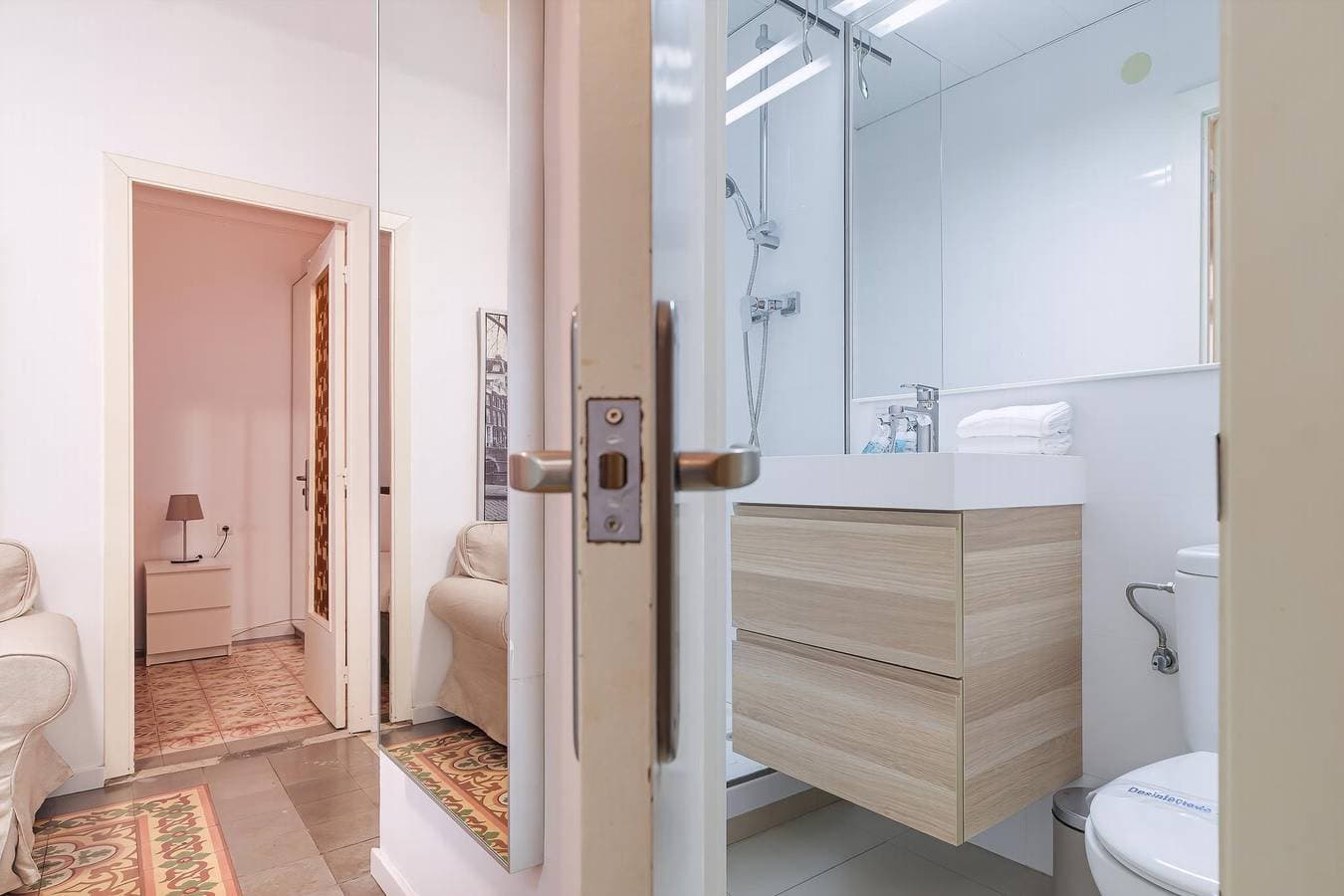 Foto 7 von 31: Ferienwohnung für 3 Personen mit Balkon