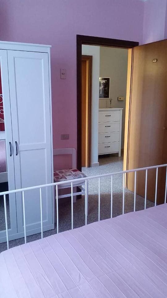 Foto 8 von 35: Double Room with Private Bathroom