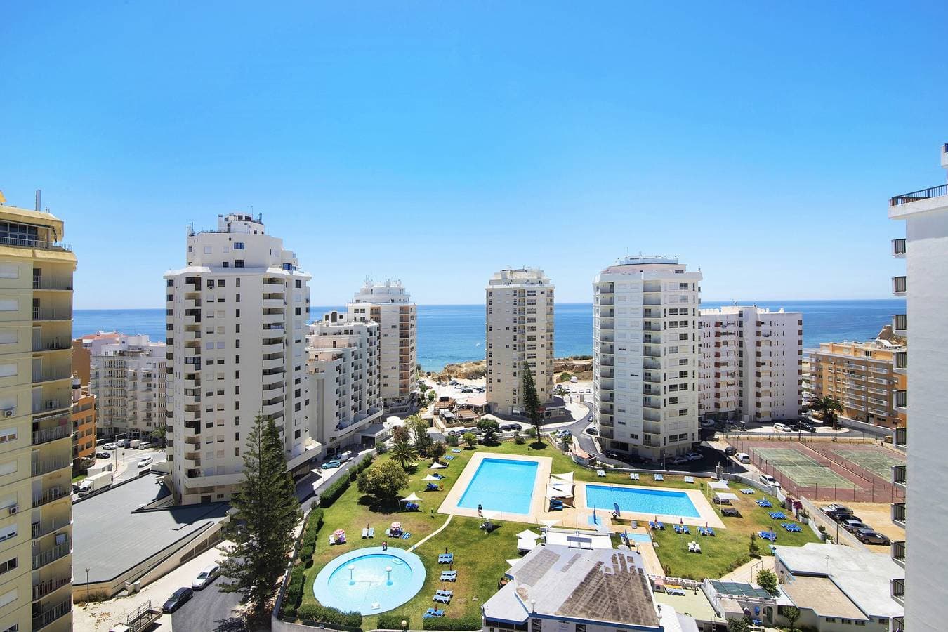 Foto 2 von 20: Apt. São Rafael 11ºD – Meerblick, WLAN und Klimaanlage