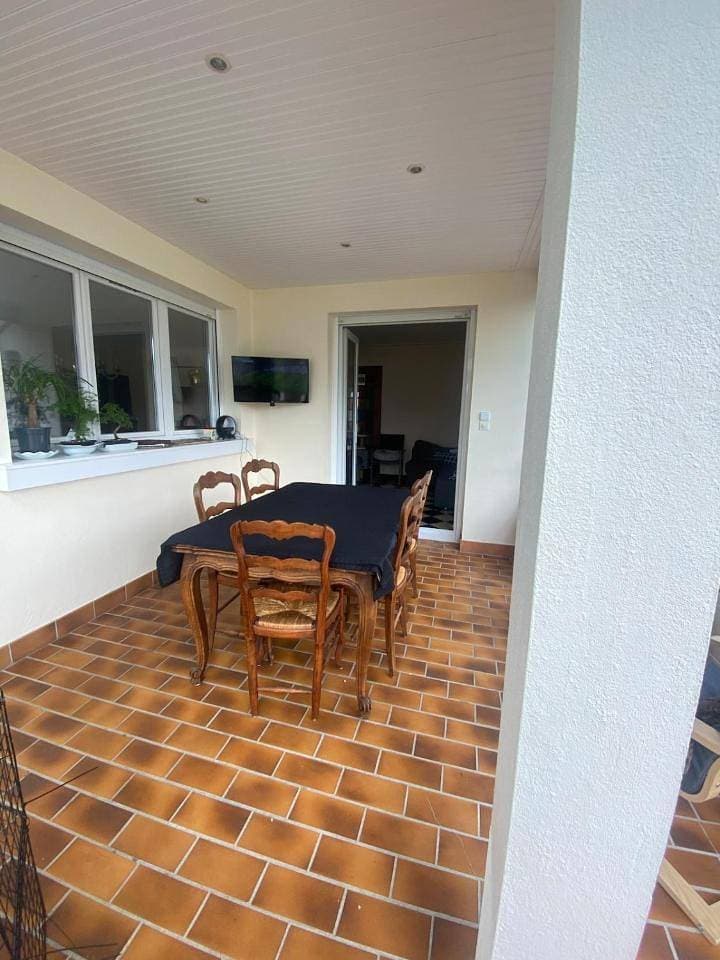 Foto 11 von 95: Three-Bedroom House