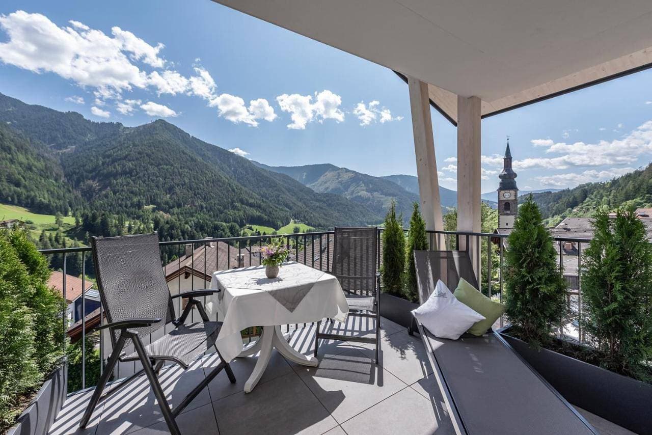 Foto 4 von 14: One-Bedroom Apartment with Balcony