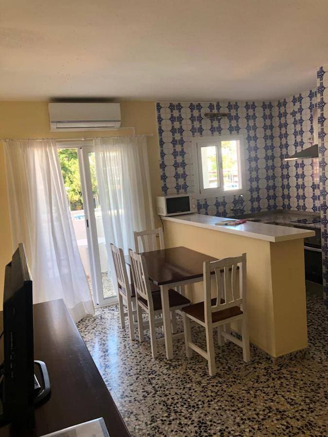 Foto 4 von 10: One-Bedroom Apartment