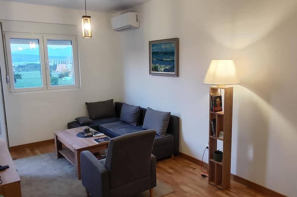 Foto 9 von 11: Cozy apartment in tranquil Podgorica with WiFi, AC