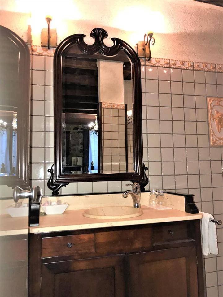 Foto 10 von 14: Double Room with Private Bathroom
