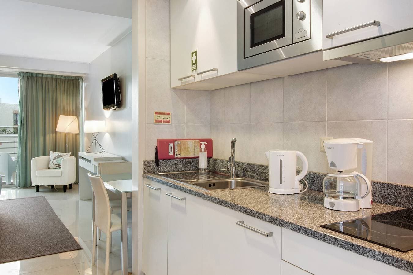 Foto 9 von 16: Apartment 'Dfm Happy Days E - Funchal' mit Balkon, WLAN und Klimaanlage