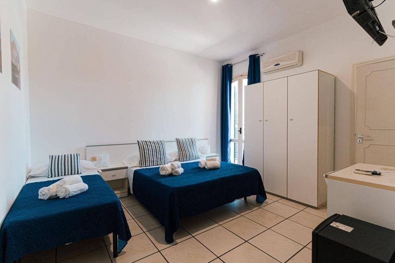 Foto 6 von 8: Twin Room with Balcony