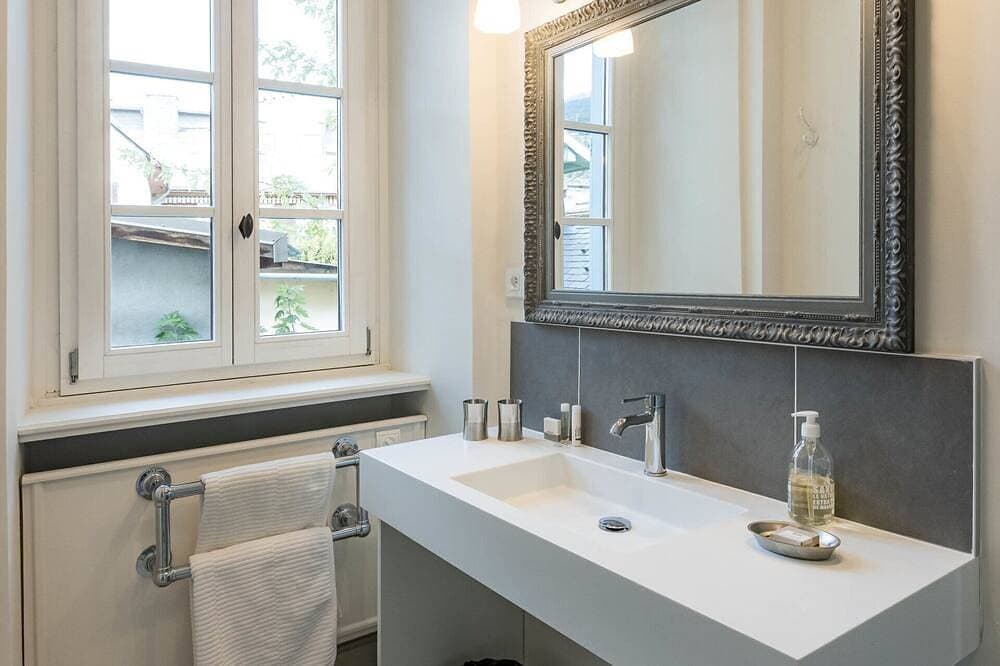 Foto 7 von 30: Apartment-Deluxe-Ensuite-Bergblick-Le Balcon