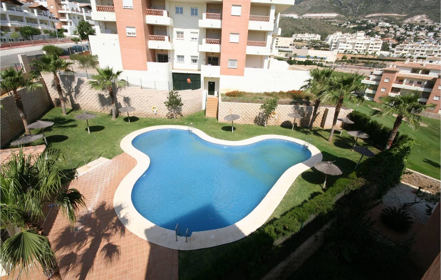 Foto 4 von 14: Apartment mit Poolterrasse: 2,5 km zum Bil Bil Strand