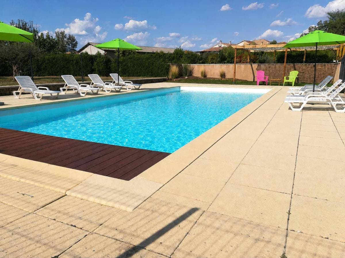 Mas du droulet avec piscine chauffée en Ardèche du Sud 1