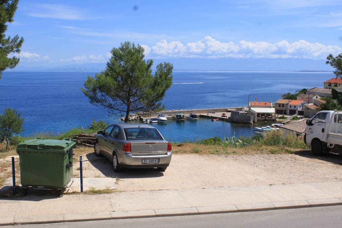 Foto 10 von 19: 1-Zimmer-Ferienwohnung mit Terrasse und Meerblick Mali Losinj, Losinj -a