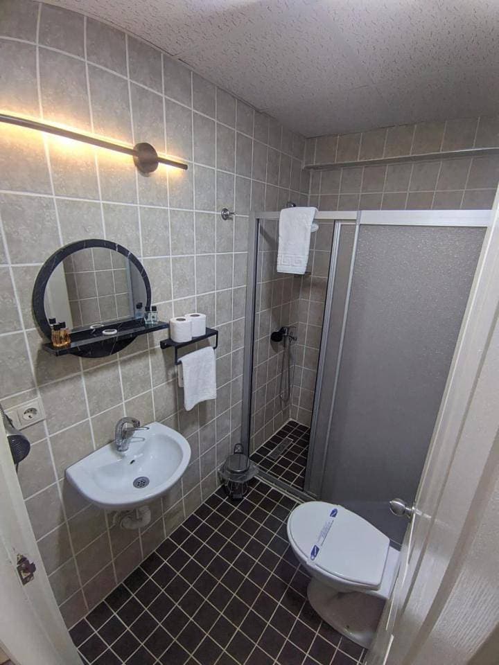 Foto 11 von 19: Deluxe Double Room with Side Sea View