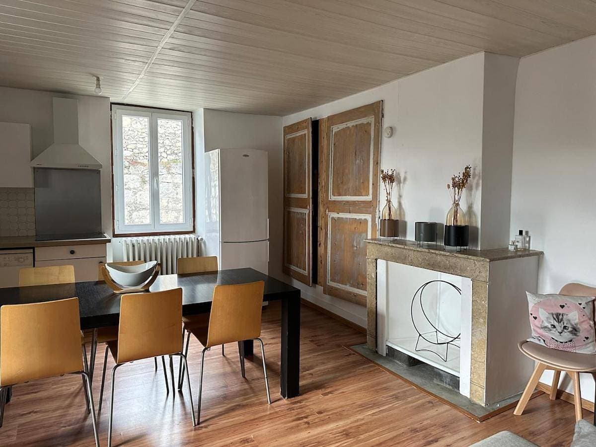 Bel appartement avec wifi à Noyarey 1