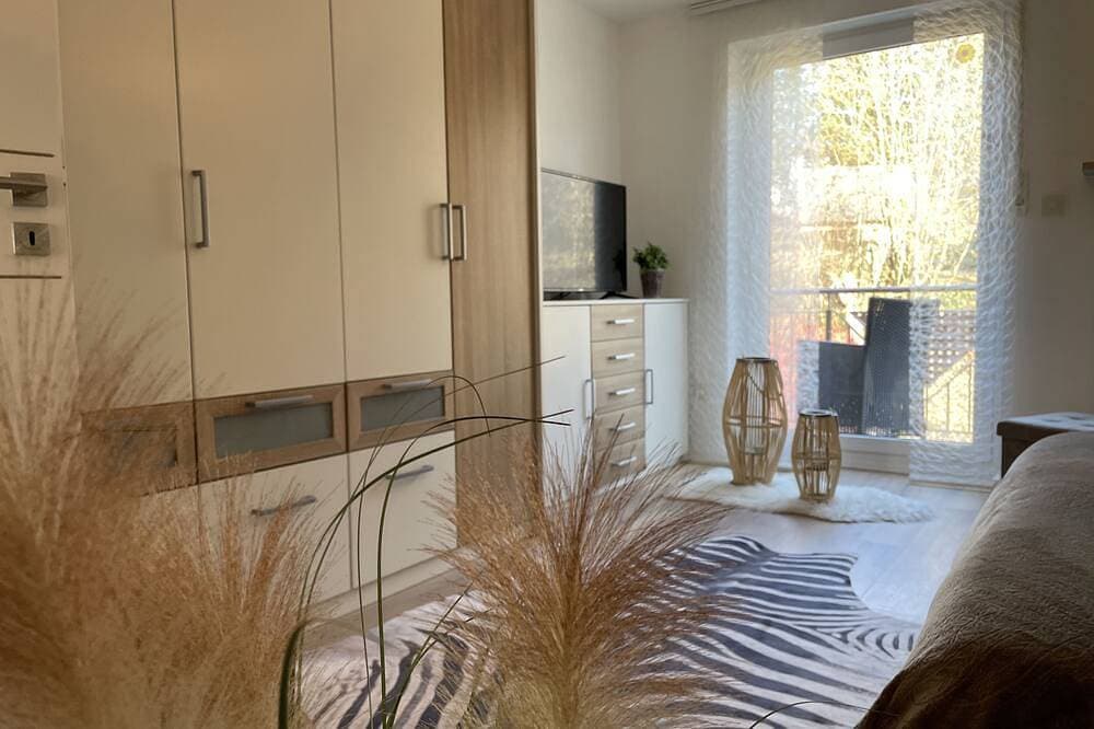 Foto 13 von 30: Moderne Ferienwohnung in Schauenstein mit Loggia und Balkon ****