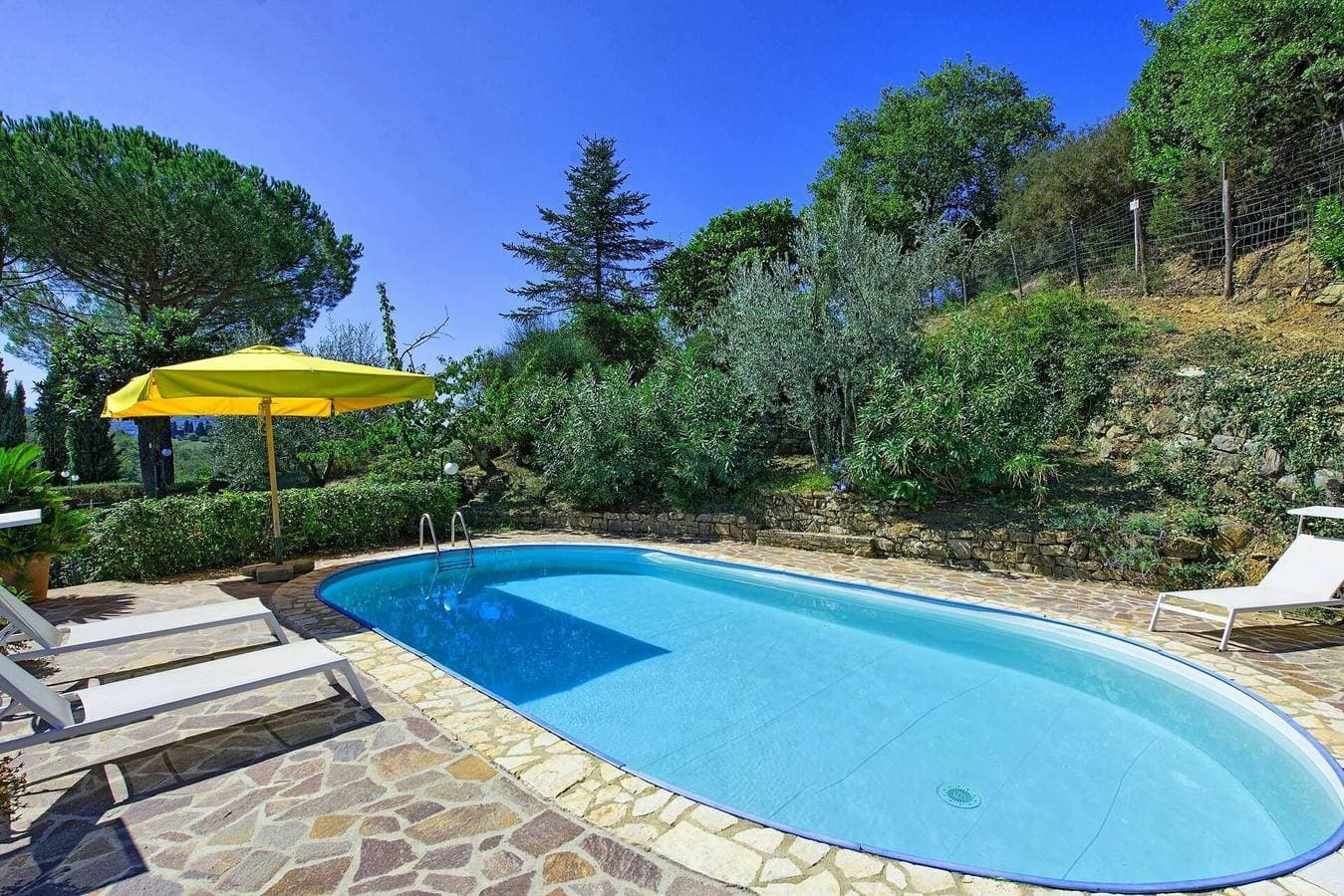 Foto 12 von 39: Villa für 6 Personen mit Pool
