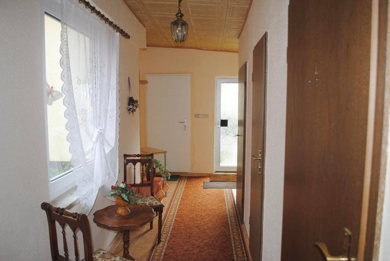 Foto 3 von 8: Double Room with Private External Bathroom