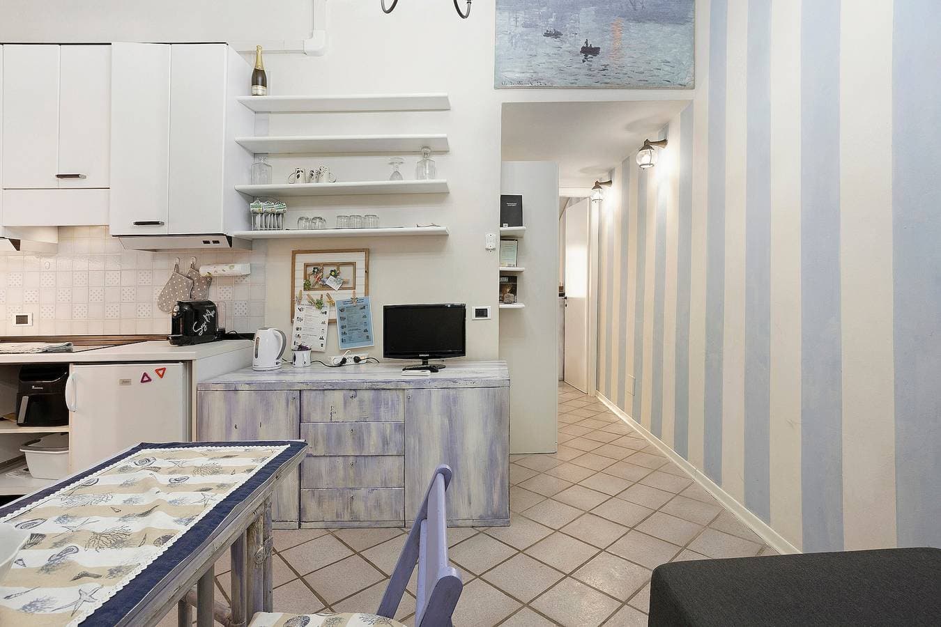 Foto 8 von 31: Apartment 'Piccolo Golfo' mit Balkon, WLAN und Klimaanlage in Lerici