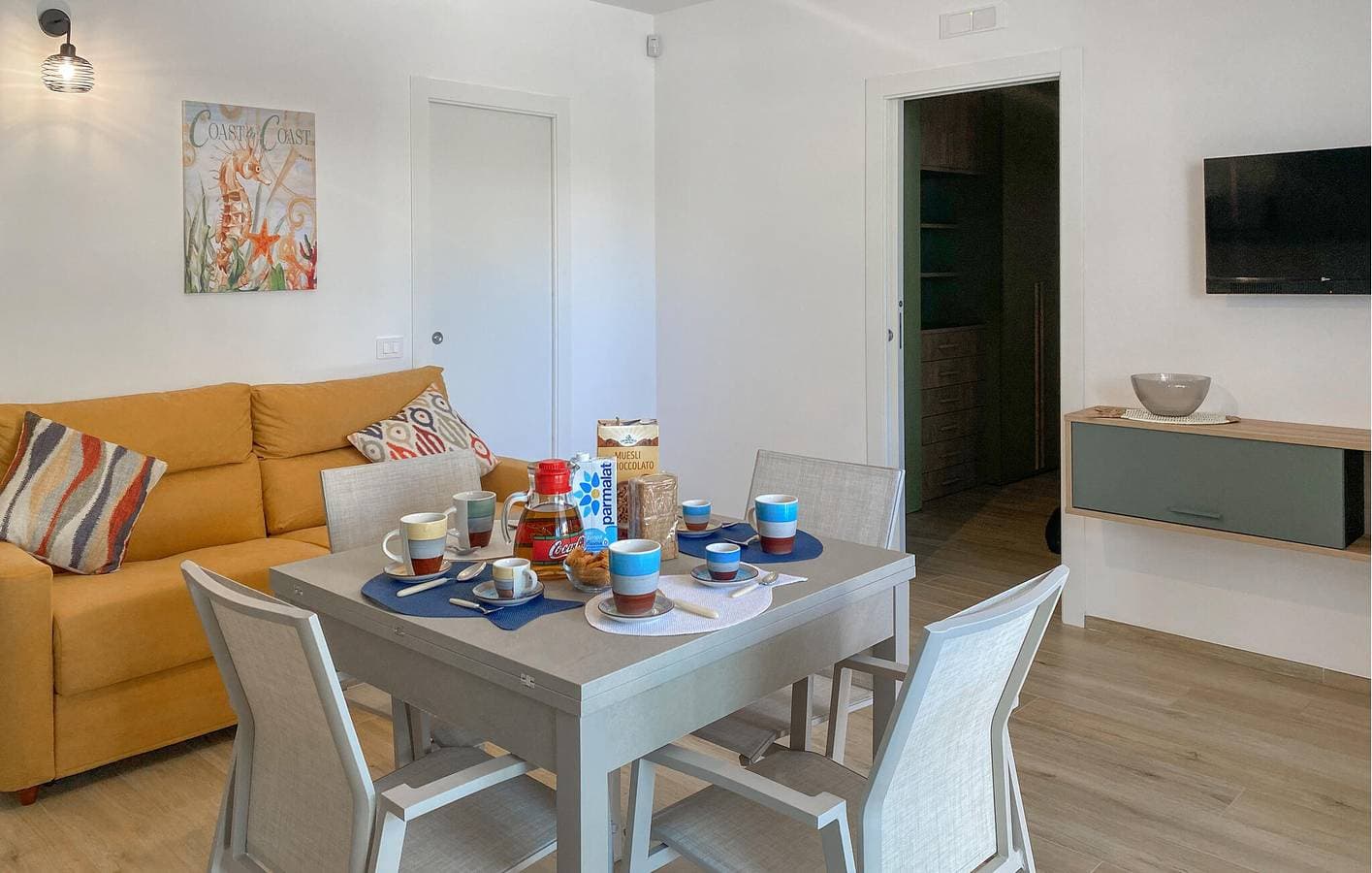 Foto 3 von 16: Gemütliches Strand-Apartment mit AC & Parkplatz in der Nähe von Maganuco