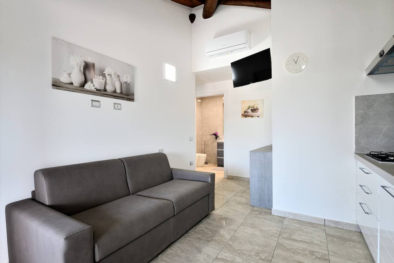 Foto 8 von 21: Ferienhaus "Pasquale Holiday" mit Meerblick, 2 privaten Terrassen und WLAN
