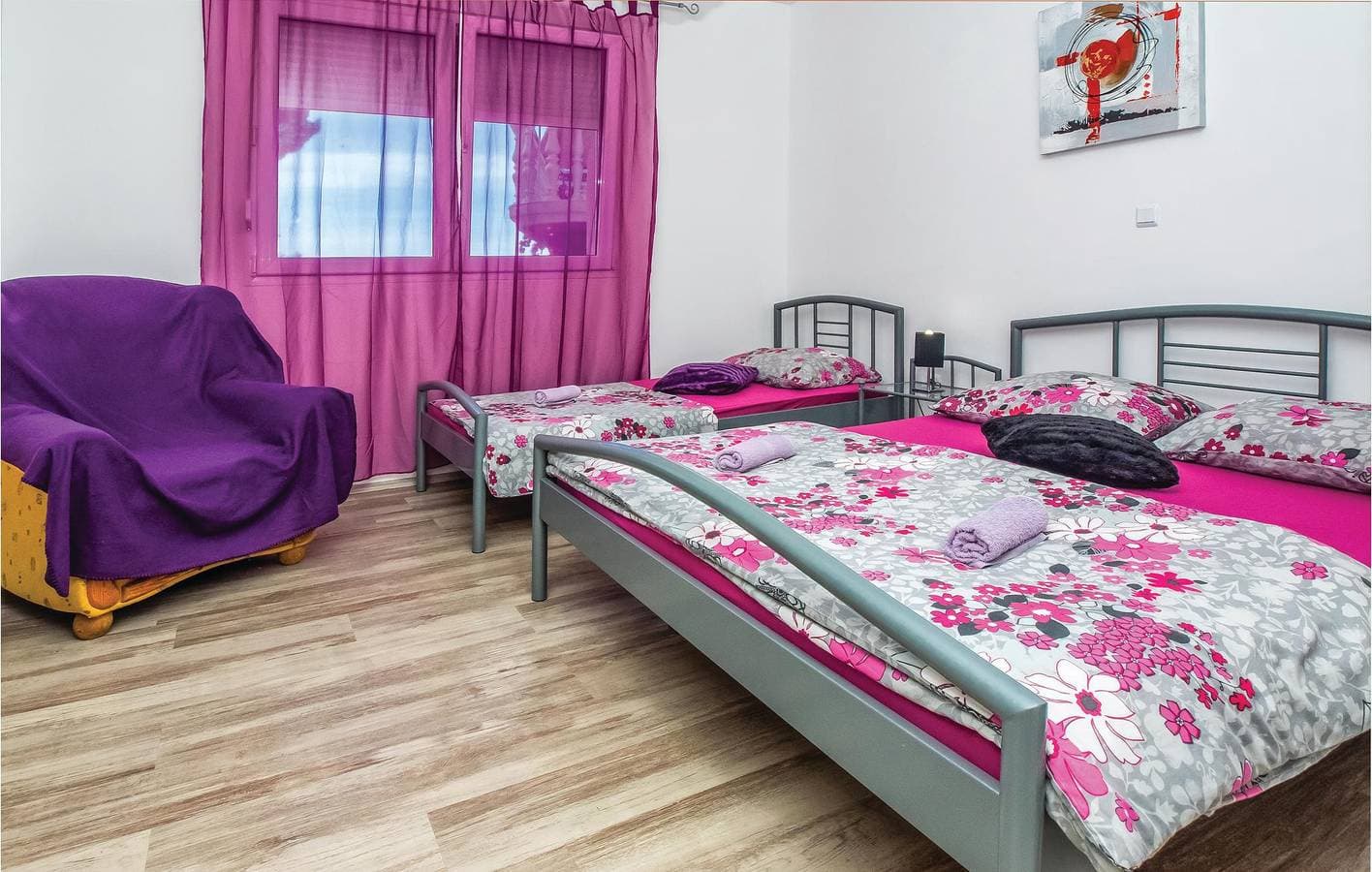 Foto 13 von 22: Urlaub am Meer: Gemütliche Ferienwohnung mit Pool, Terrasse und Parkplatz