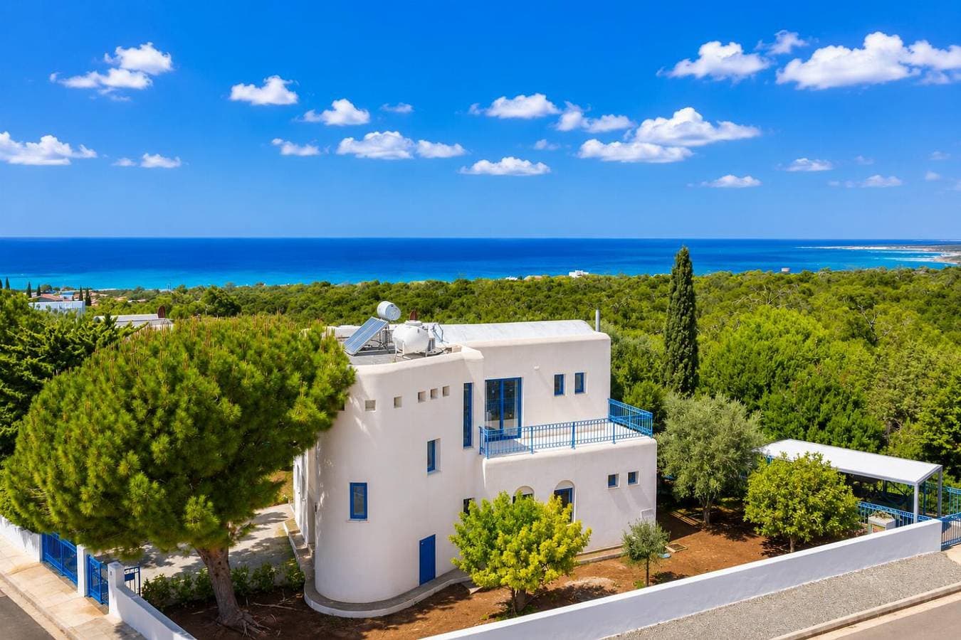 Foto 2 von 30: Villa Poseidonas