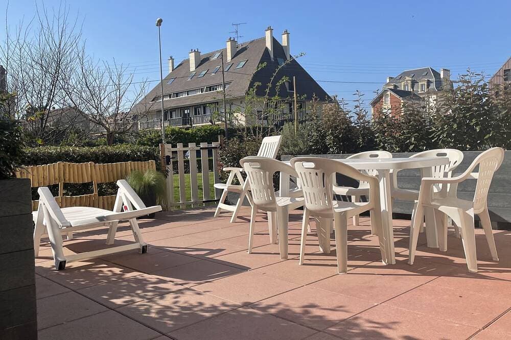 Cabourg - Komfortable Wohnung 1 / 6pers WIFI in Rdj mit Terrasse 100m Strand 1