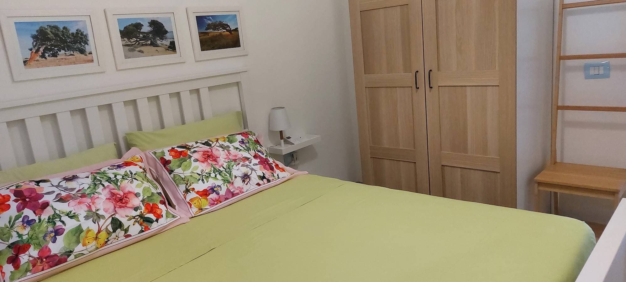 Foto 10 von 42: Ferienhaus 'Arcaidu' mit Meerblick, Balkon und Klimaanlage