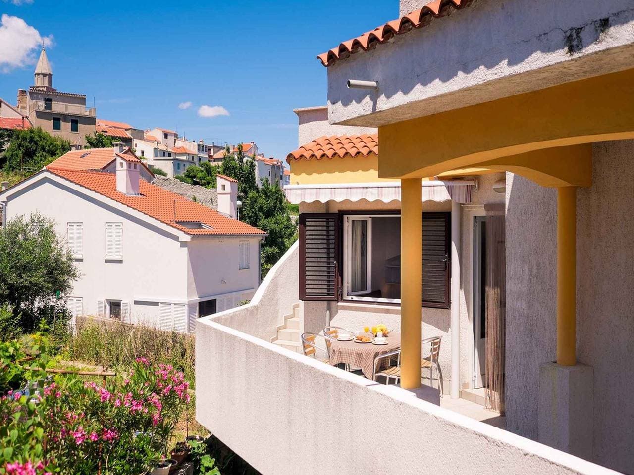 Foto 4 von 25: Ferienwohnung mit Klimananlage und Terrasse