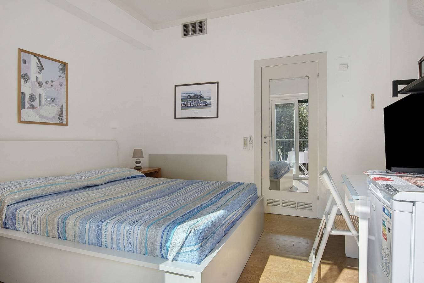 Foto 9 von 39: Apartment 'Eurotel 523 - Rapallo' mit Gemeinschaftspool, WLAN und Klimaanlage