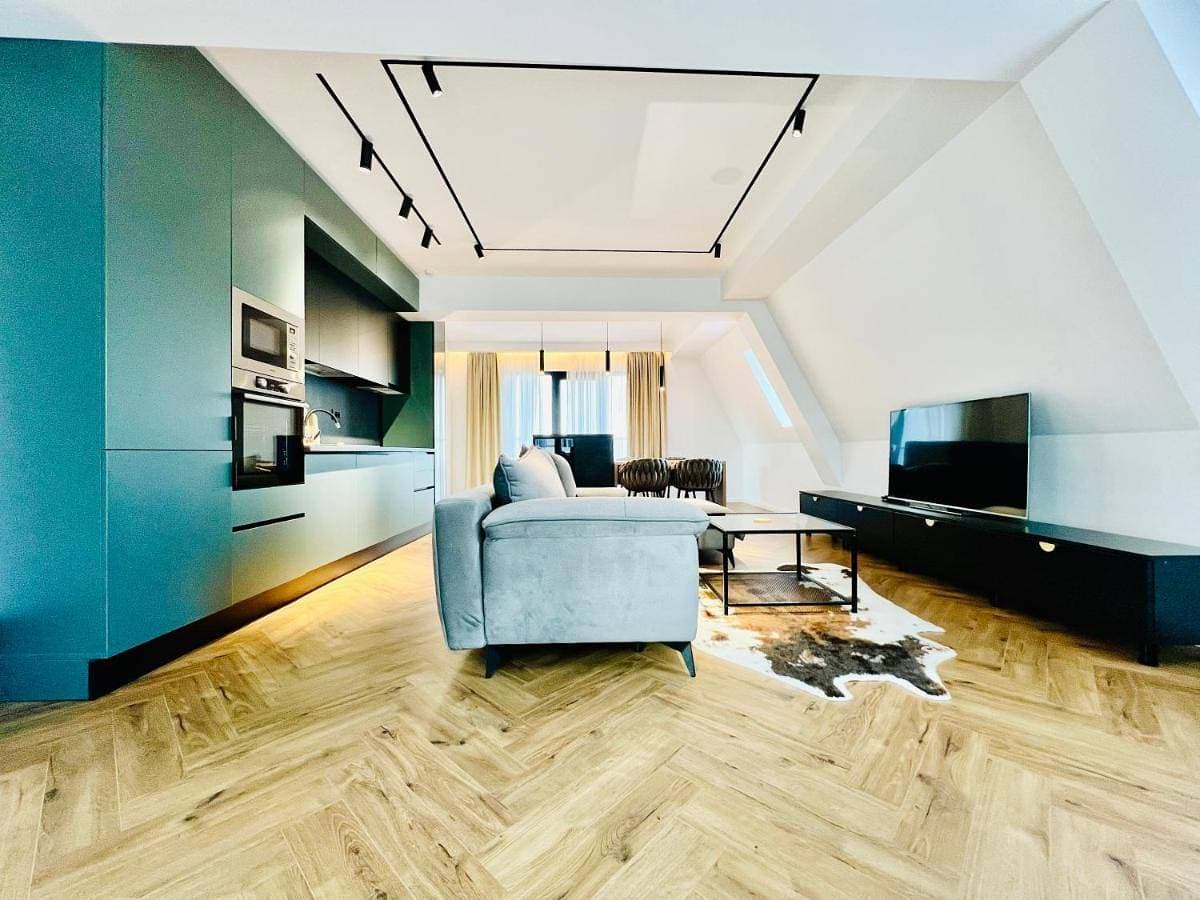 Foto 2 von 14: Family Studio